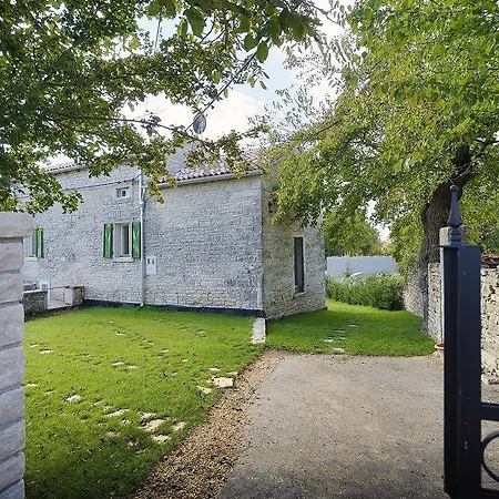 Holiday home Krase Svetvincenat