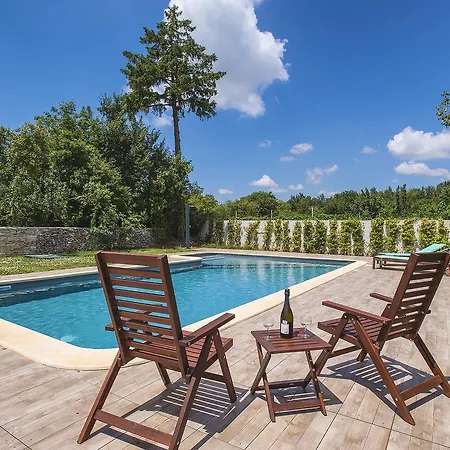 Holiday home Krase Svetvincenat