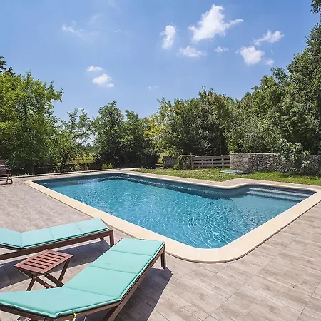 Krase Holiday home Svetvincenat